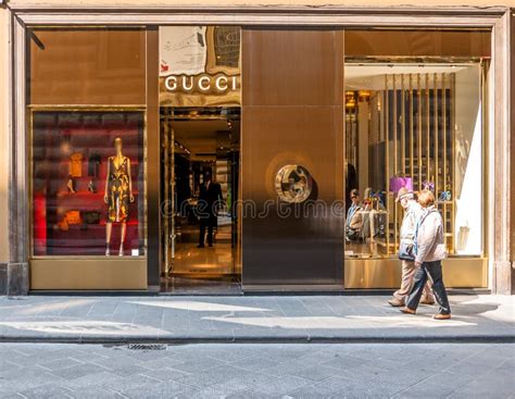 gucci firenze outlet|gucci outlet in rome.